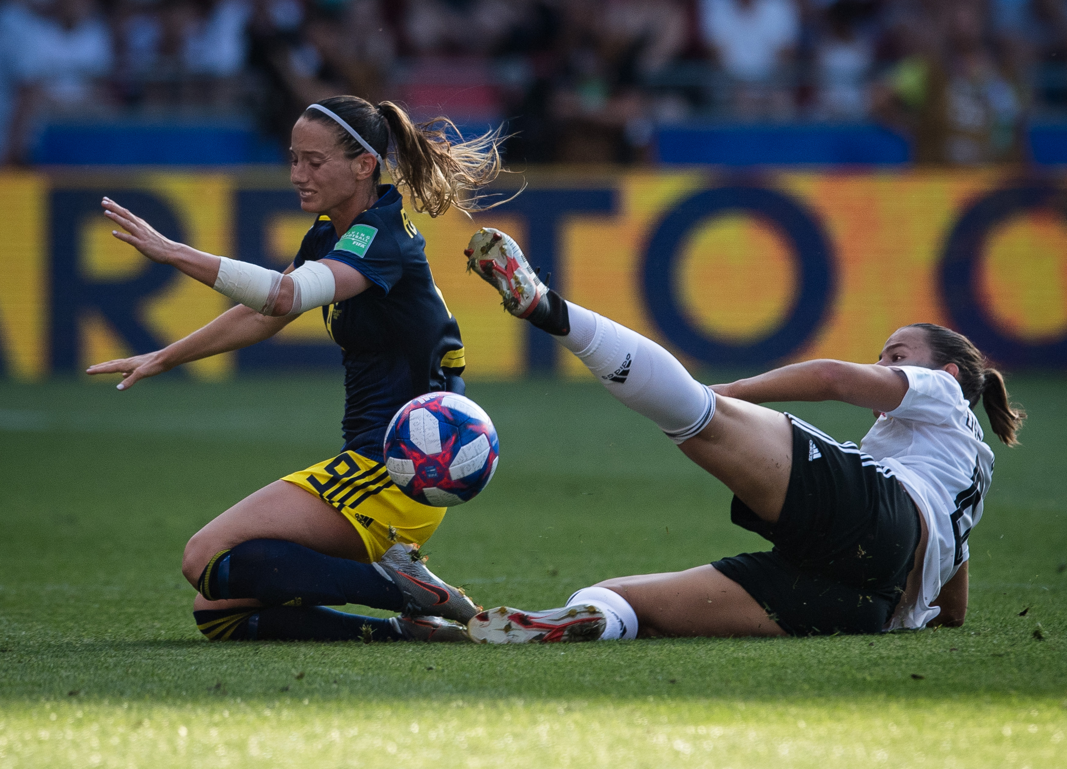 瑞典乒乓球队血洗德国乒乓球队，奥恰洛夫制霸全场的简单介绍