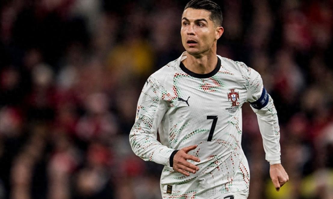 丹麦队喜获胜利,成功晋级欧国联半决赛 丹麦队喜获胜利,成功晋级欧国联半决赛