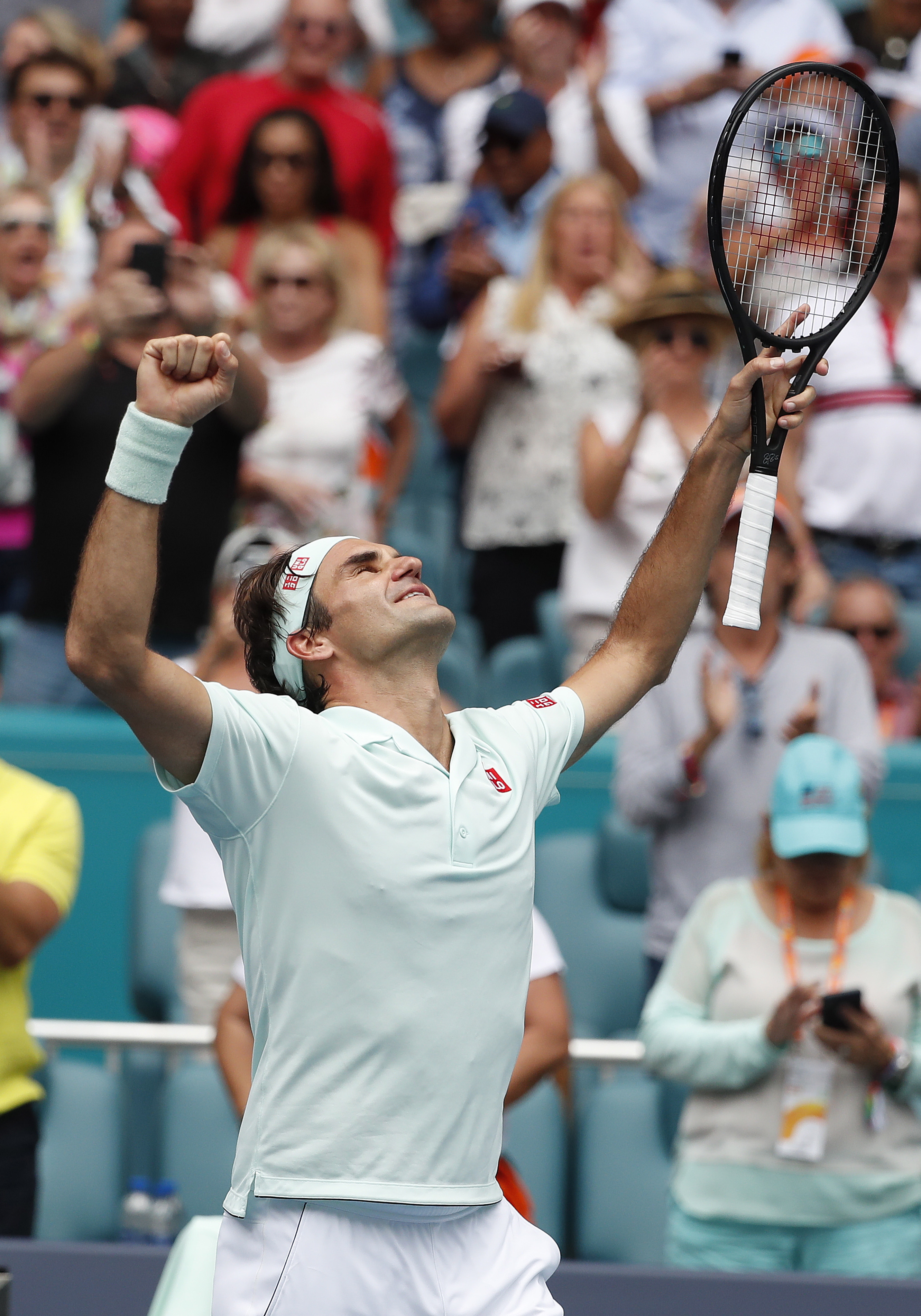 美国网球队绝地反击日本网球队,费德勒高光表现的简单介绍 美国网球队绝地反击日本网球队,费德勒高光表现的简单介绍