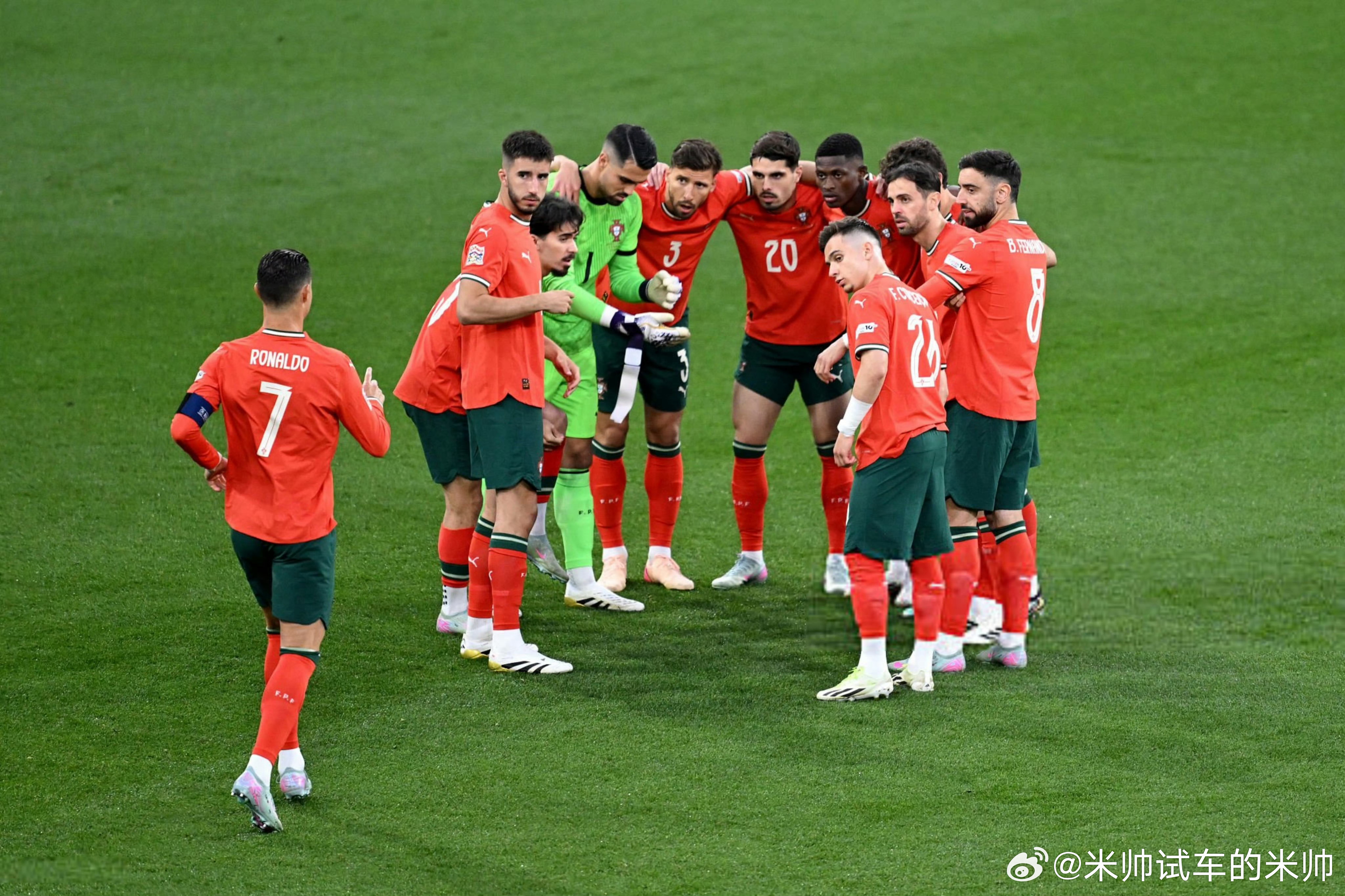 葡萄牙迎接挑战：与克罗地亚争夺足球最高殊荣的简单介绍