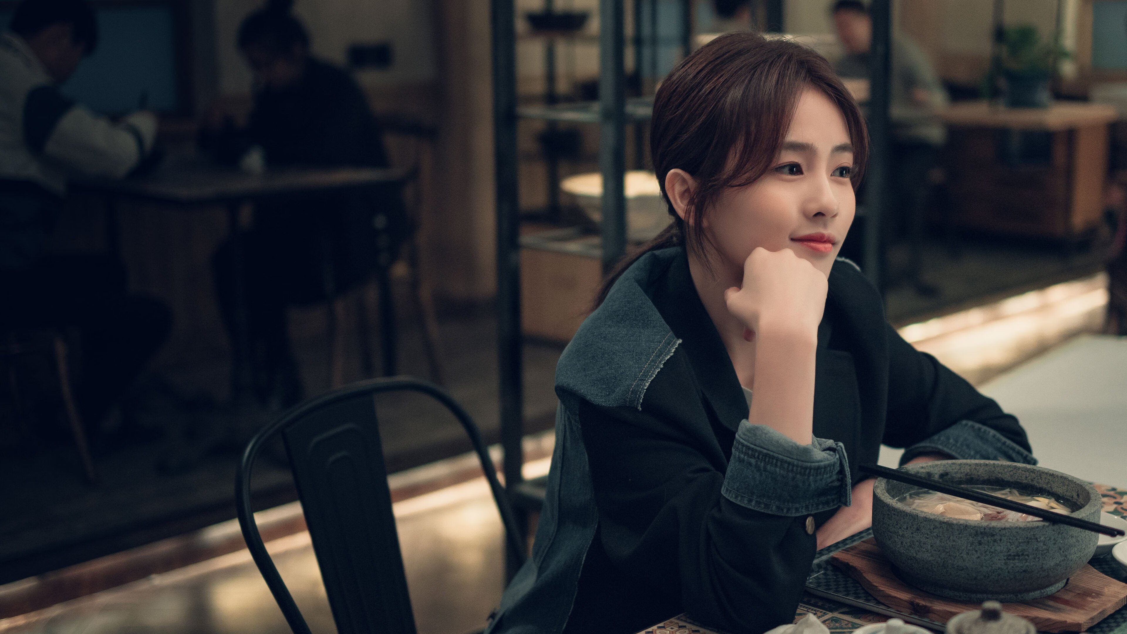 总决赛之夜,萨卡彻底打爆防线,新王登基的完美注脚