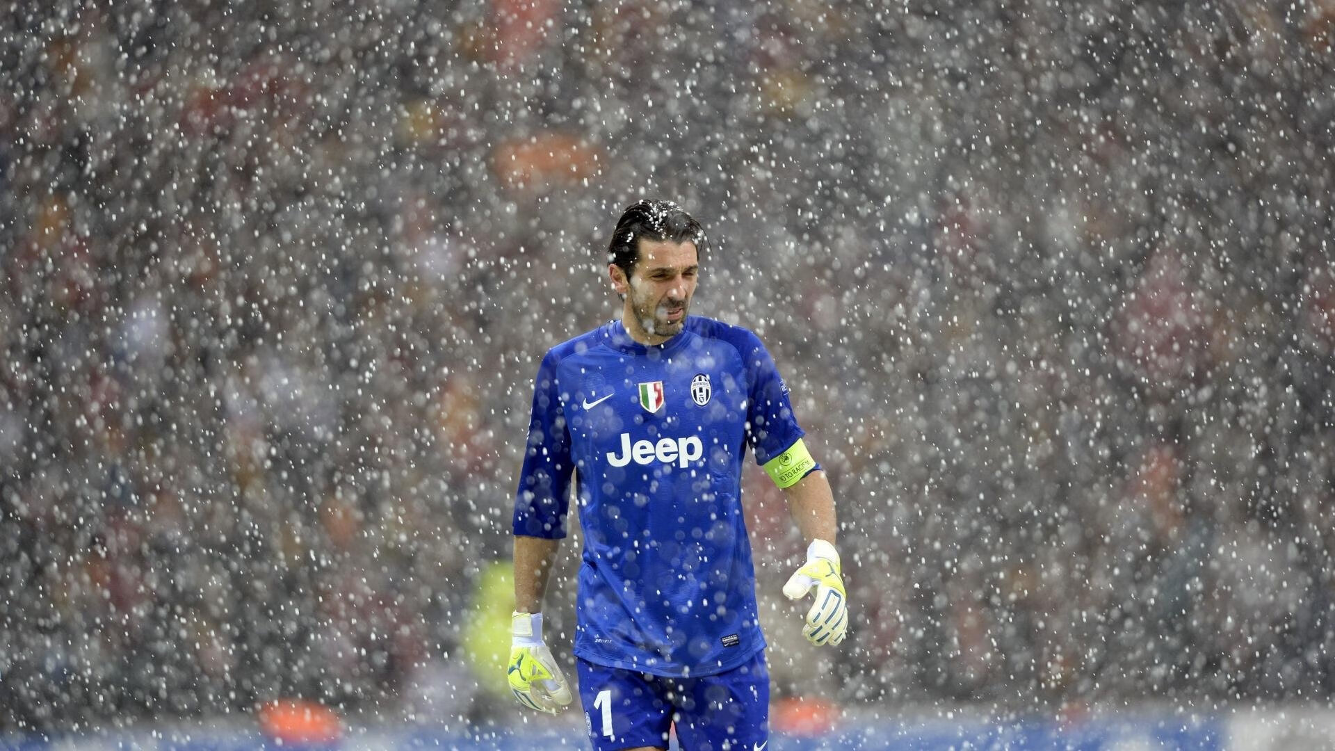 帕尔默爆发点燃都灵之夜，尤文硬仗破蓝鹰展露冠军相